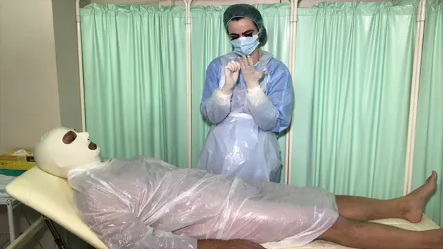 Poster: Surgical Diaper Change