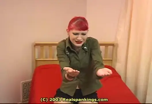 Poster: Holly s Hand Strapping