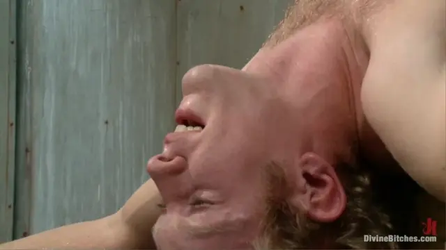 Poster: Amazon African Goddess And The Lily White Bitchboy