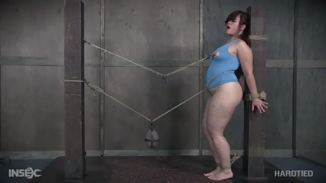 Poster: Tegan In The Middle