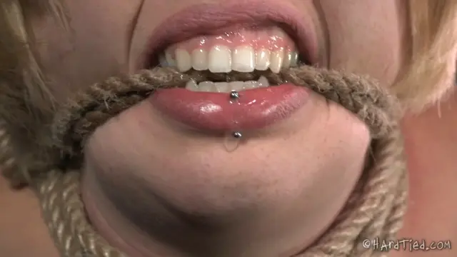 Poster: Kay Kardia (Kardiac Bonds / 04.02.2015)